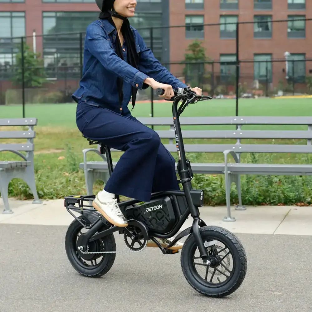 Jetson - Bolt Pro Max eBike with 25 miles Max Operating Range & 15.5 mph Max Speed - Black - JBLTPM - Excellent Condition