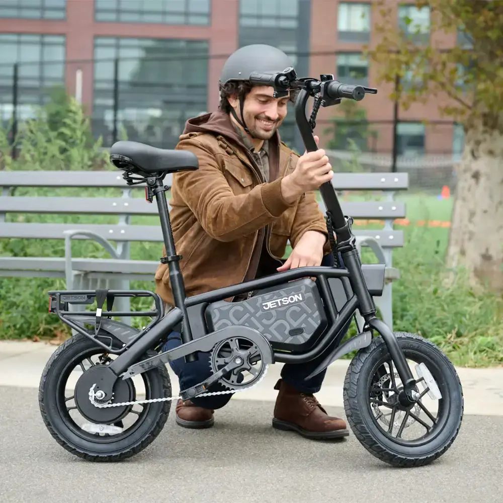 Jetson - Bolt Pro Max eBike with 25 miles Max Operating Range & 15.5 mph Max Speed - Black - JBLTPM - Excellent Condition