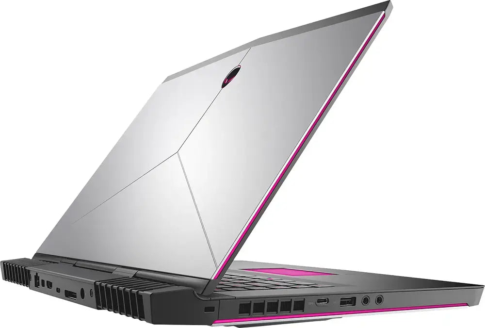 Alienware M15 R3 Gaming Laptop 15.6" - i7-7700HQ - GTX 1070 - 16GB DDR4 - 2TB SSD - Image 5